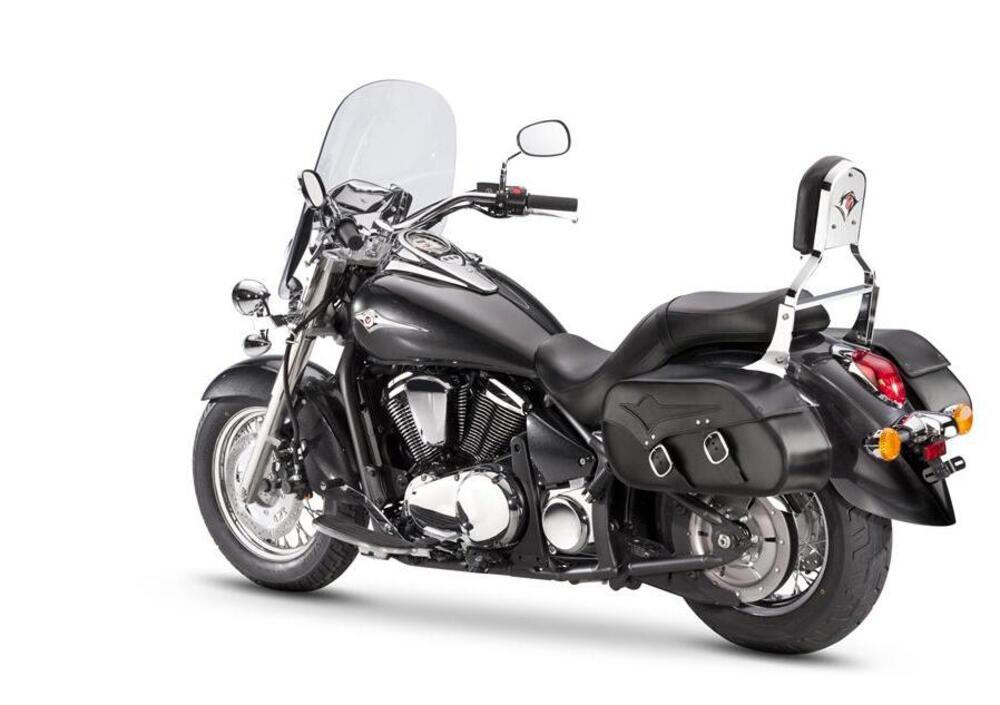 Kawasaki Vulcan VN 900 Light Tourer (2015 - 16) (2)