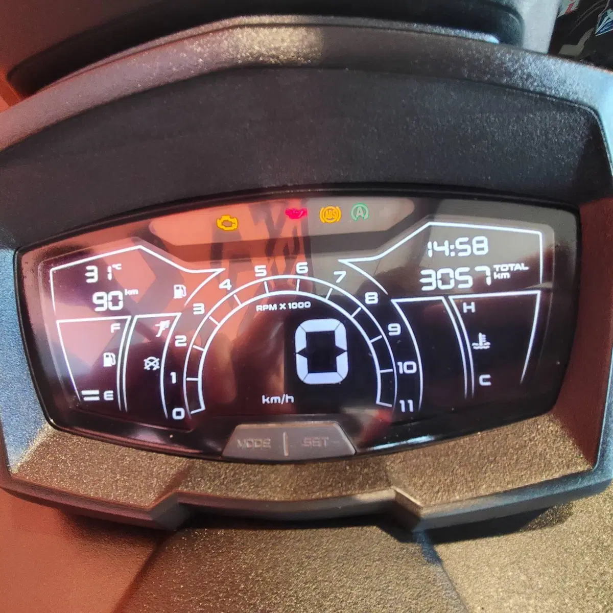 Aprilia SR GT 200 (2022 - 24) (4)