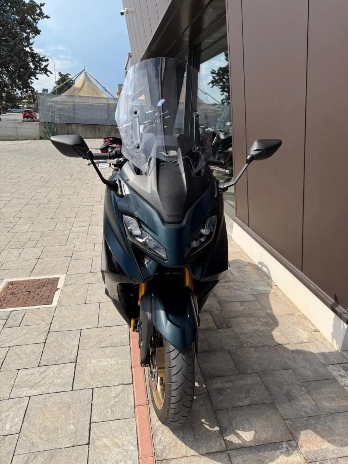 Yamaha T-Max 560 Tech Max (2022 - 24) (6)