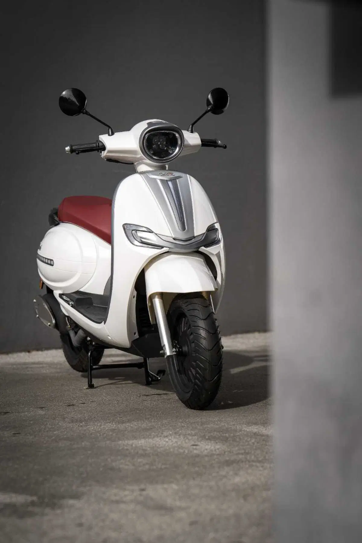 Arriva UM Carmel 125, stile retrò