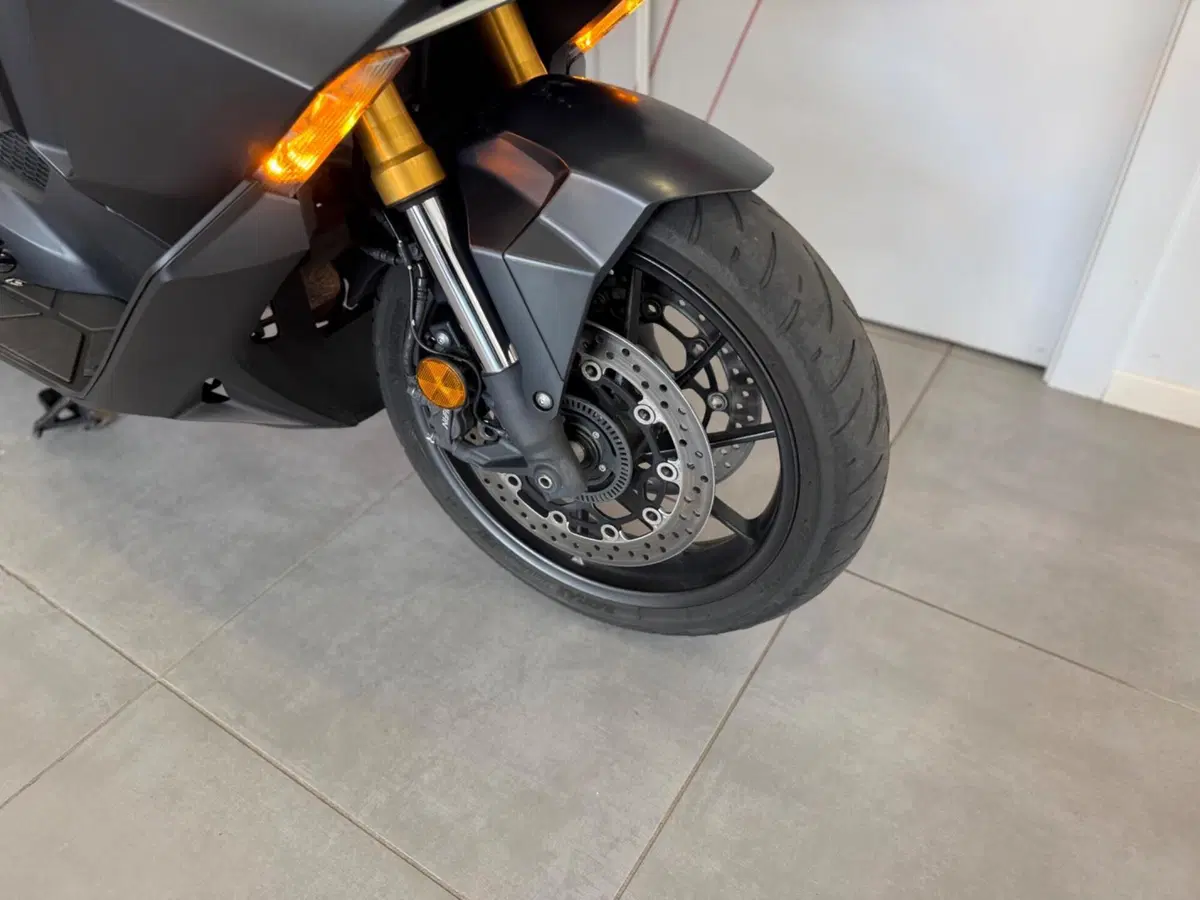 Honda Forza 750 DCT (2021 - 24) (9)