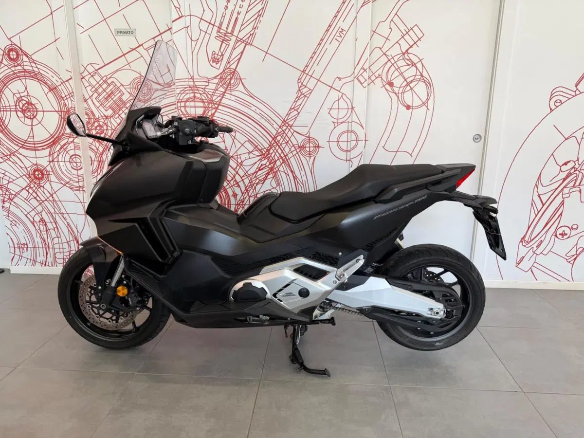 Honda Forza 750 DCT (2021 - 24) (4)