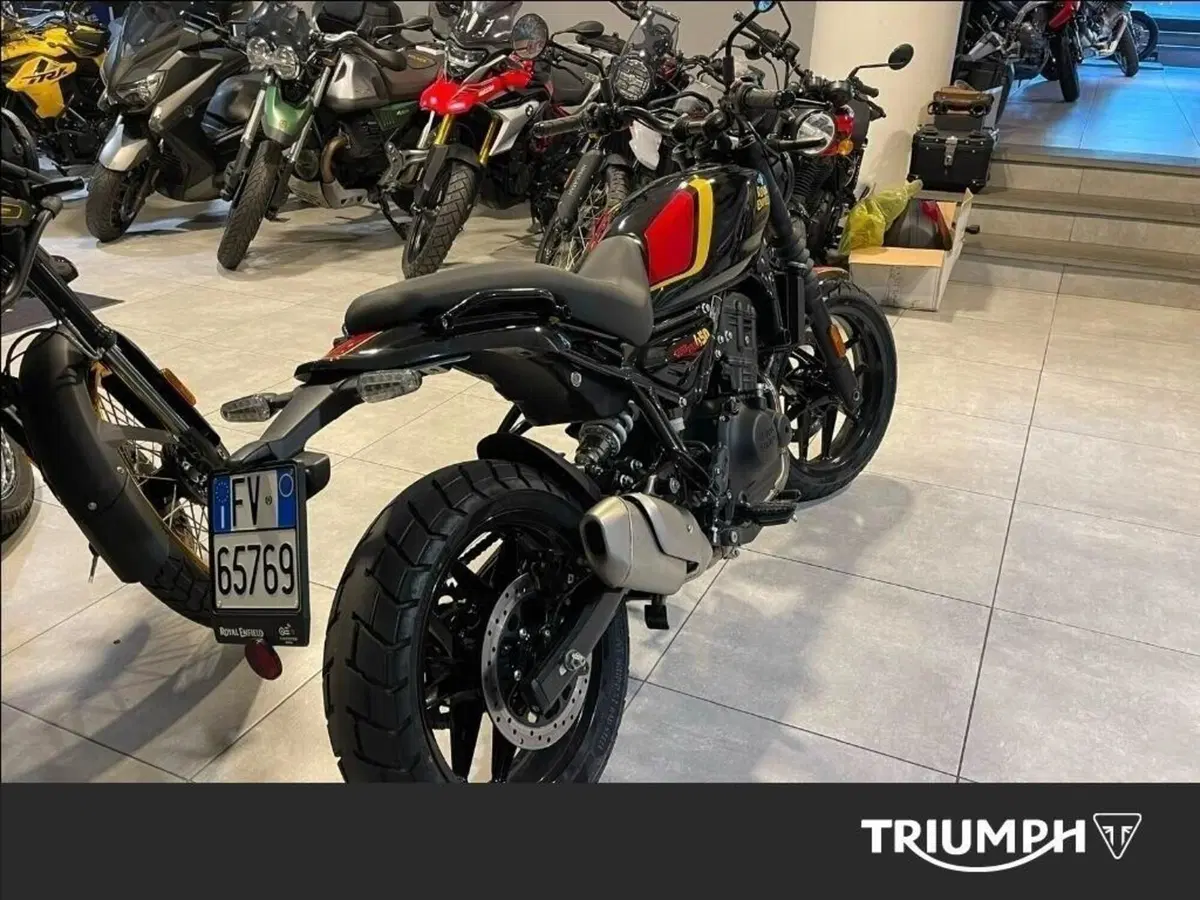 Royal Enfield Guerrilla 450 (2024 - 26) (2)
