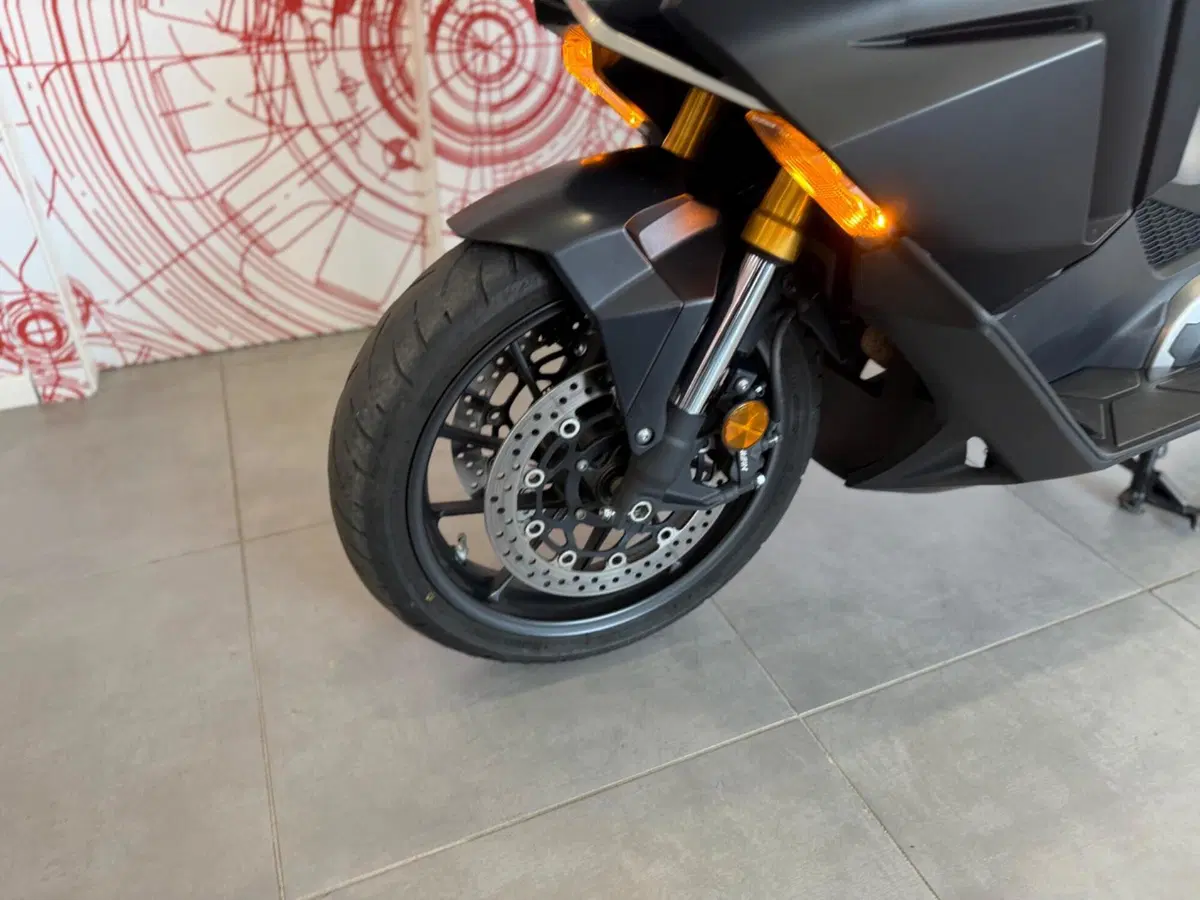 Honda Forza 750 DCT (2021 - 24) (13)