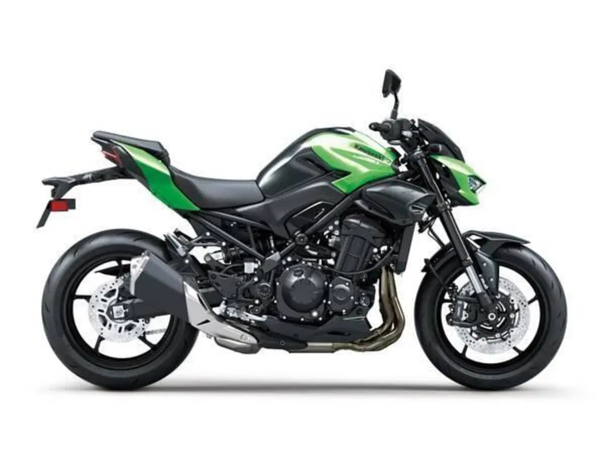 Kawasaki Z 900 (2025 - 26)