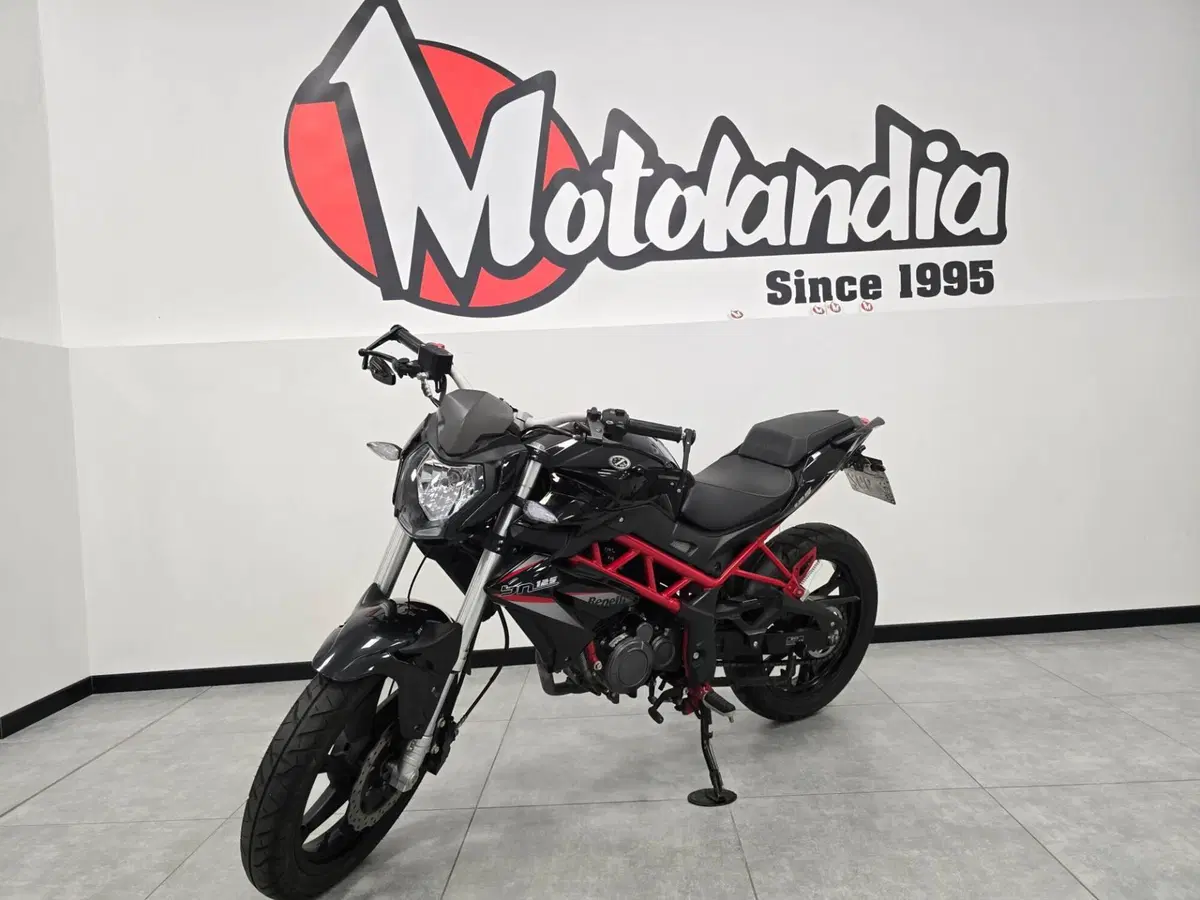 Benelli BN 125 (2018 - 20) (3)