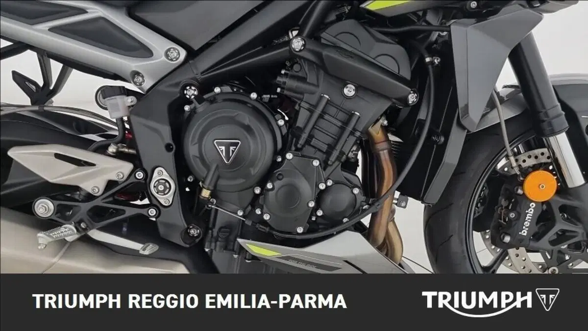Triumph Street Triple 765 R (2023 - 26) (17)