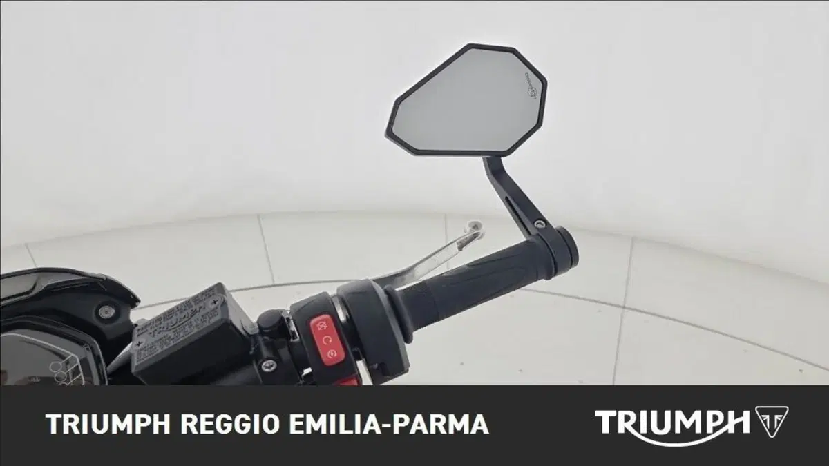 Triumph Street Triple 765 R (2023 - 26) (10)
