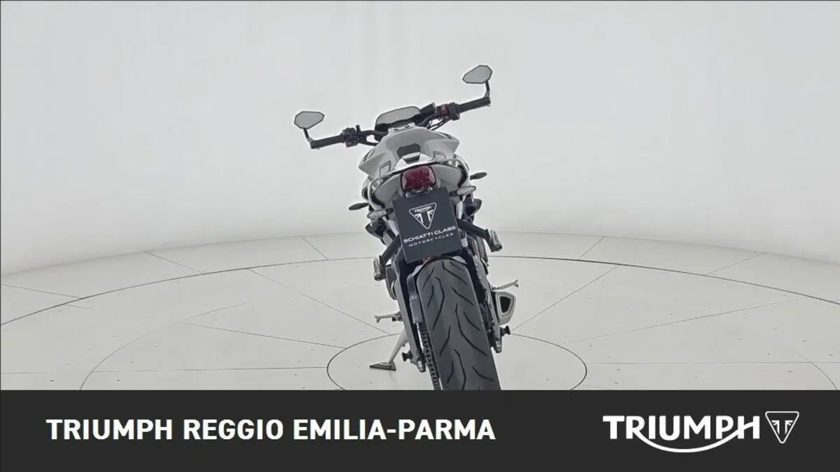 Triumph Street Triple 765 R (2023 - 26) (2)