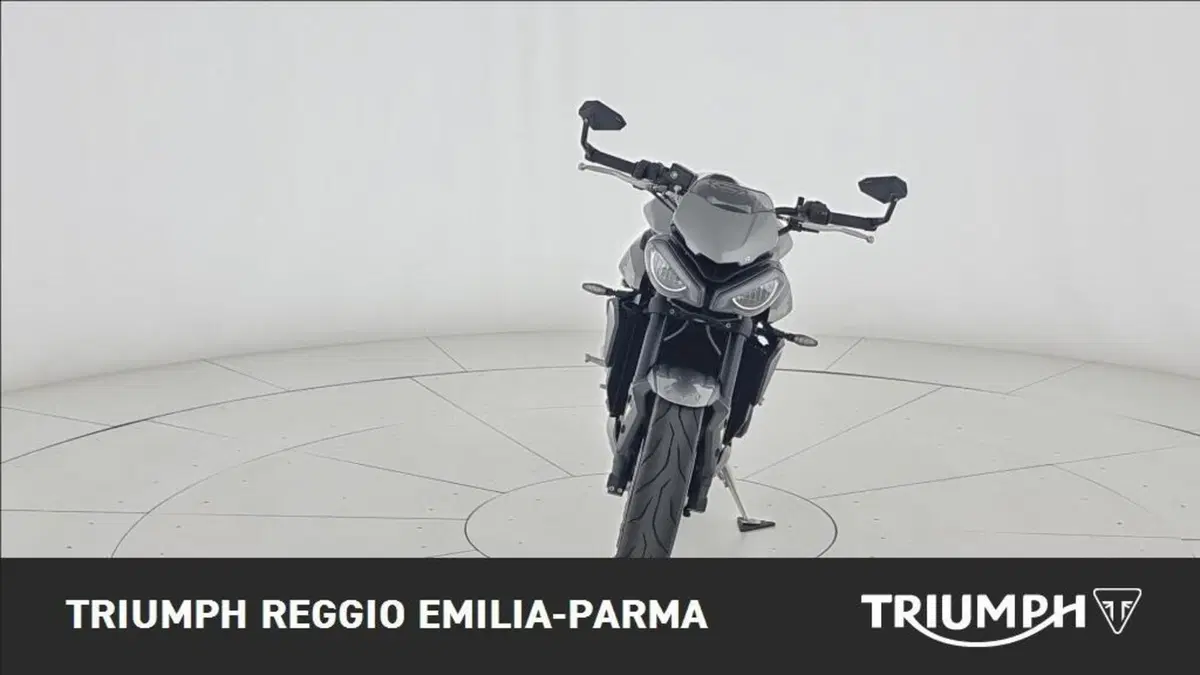 Triumph Street Triple 765 R (2023 - 26) (6)