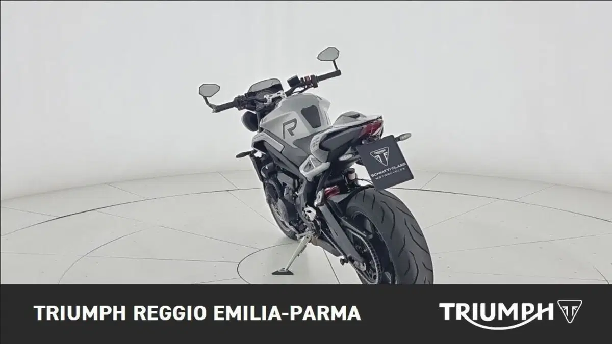 Triumph Street Triple 765 R (2023 - 26) (3)