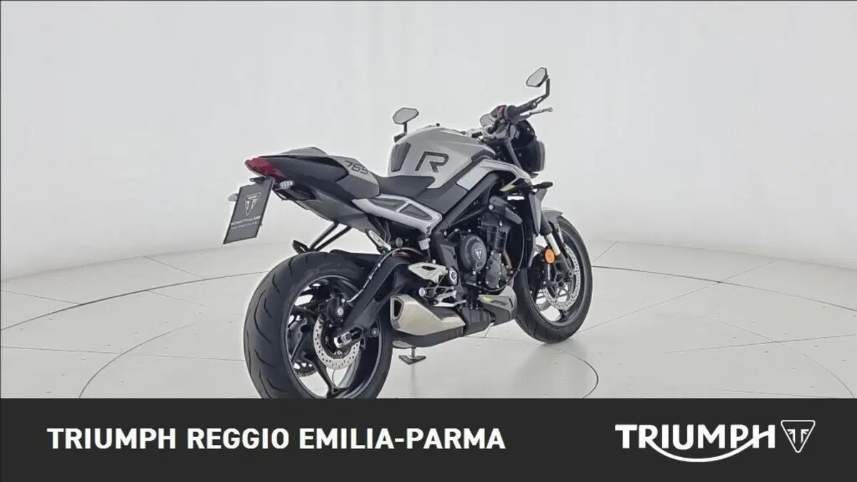 Triumph Street Triple 765 R (2023 - 26) (8)