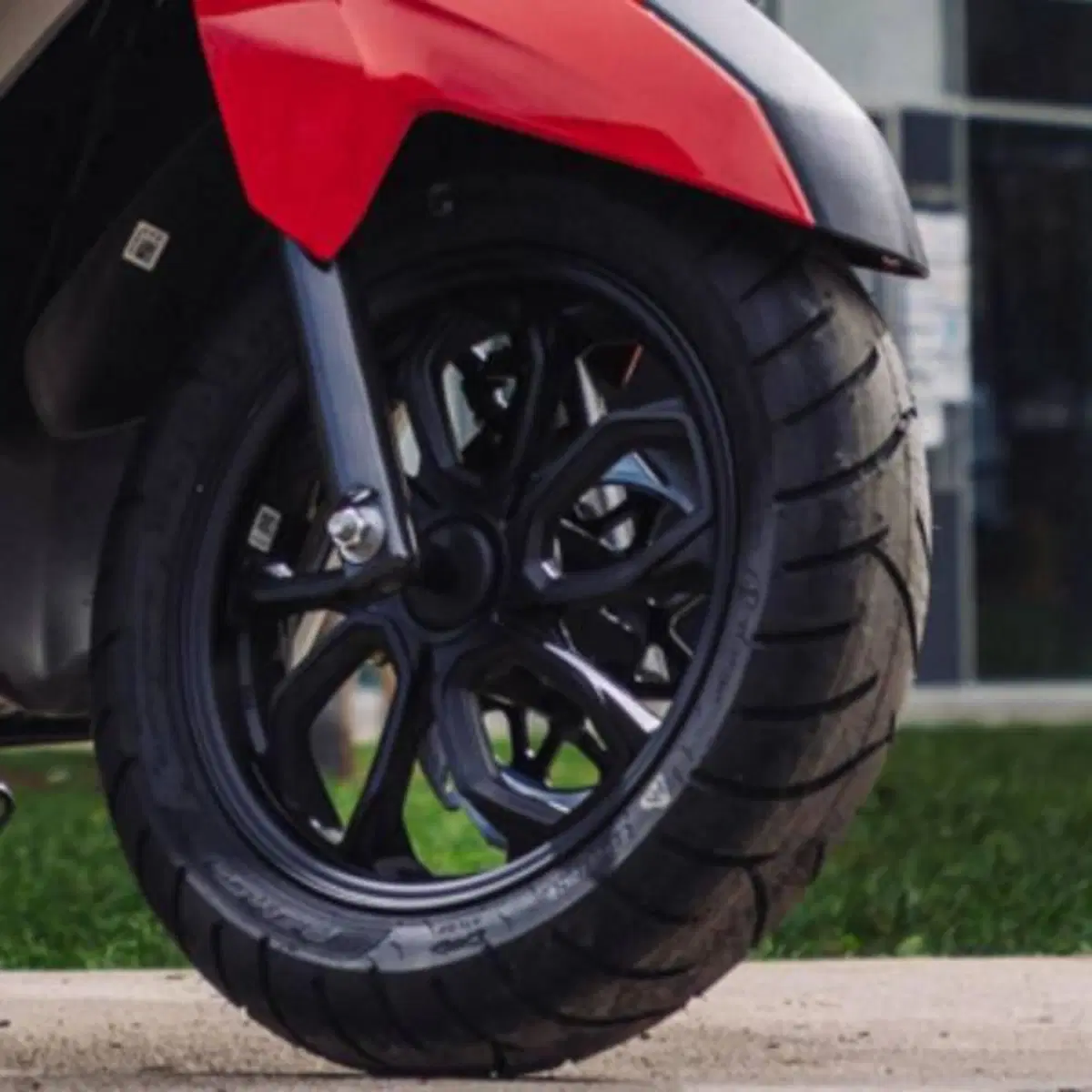 TVS Motor Ntorq 125 (2024 - 26) (6)