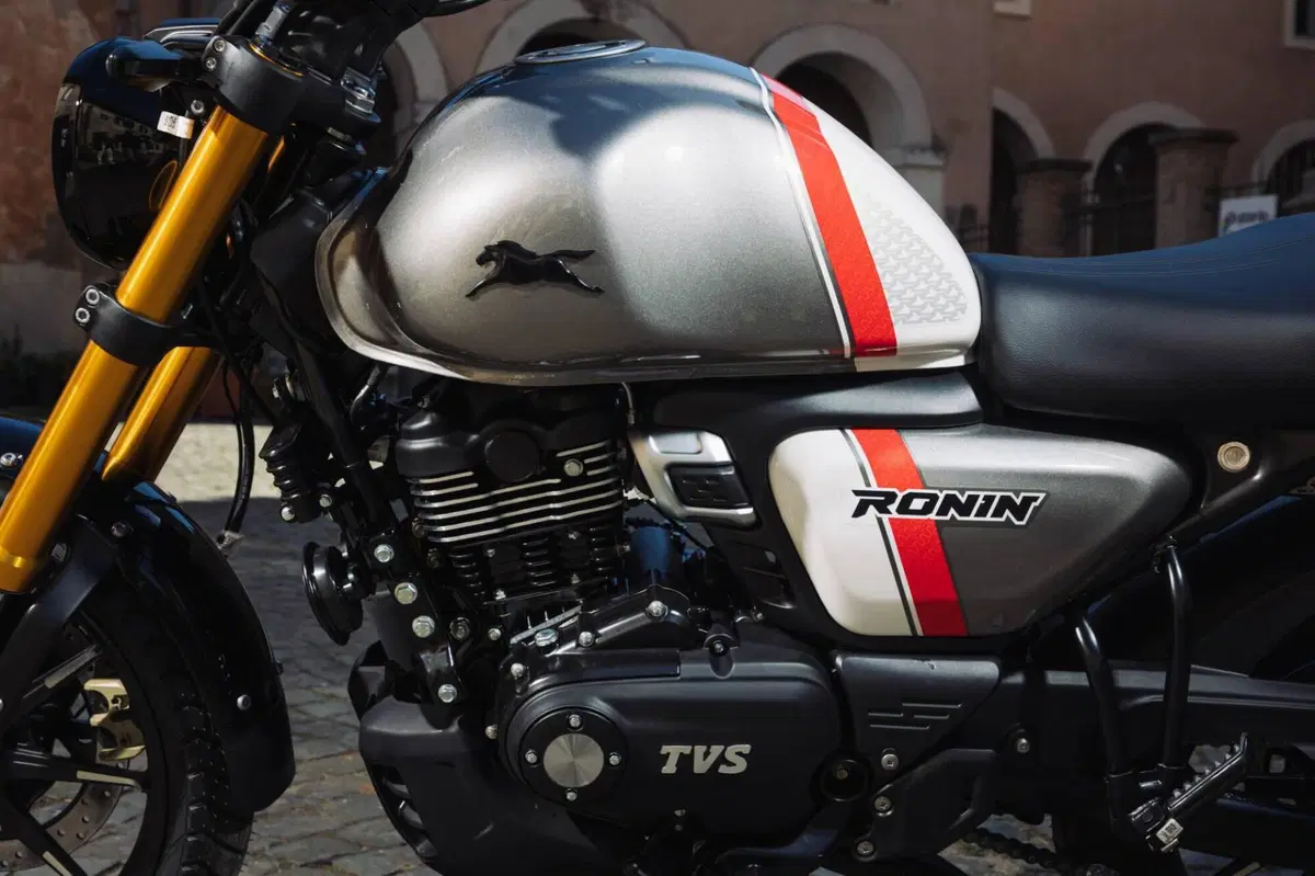 TVS Motor Ronin 250 (2024 - 26) (5)