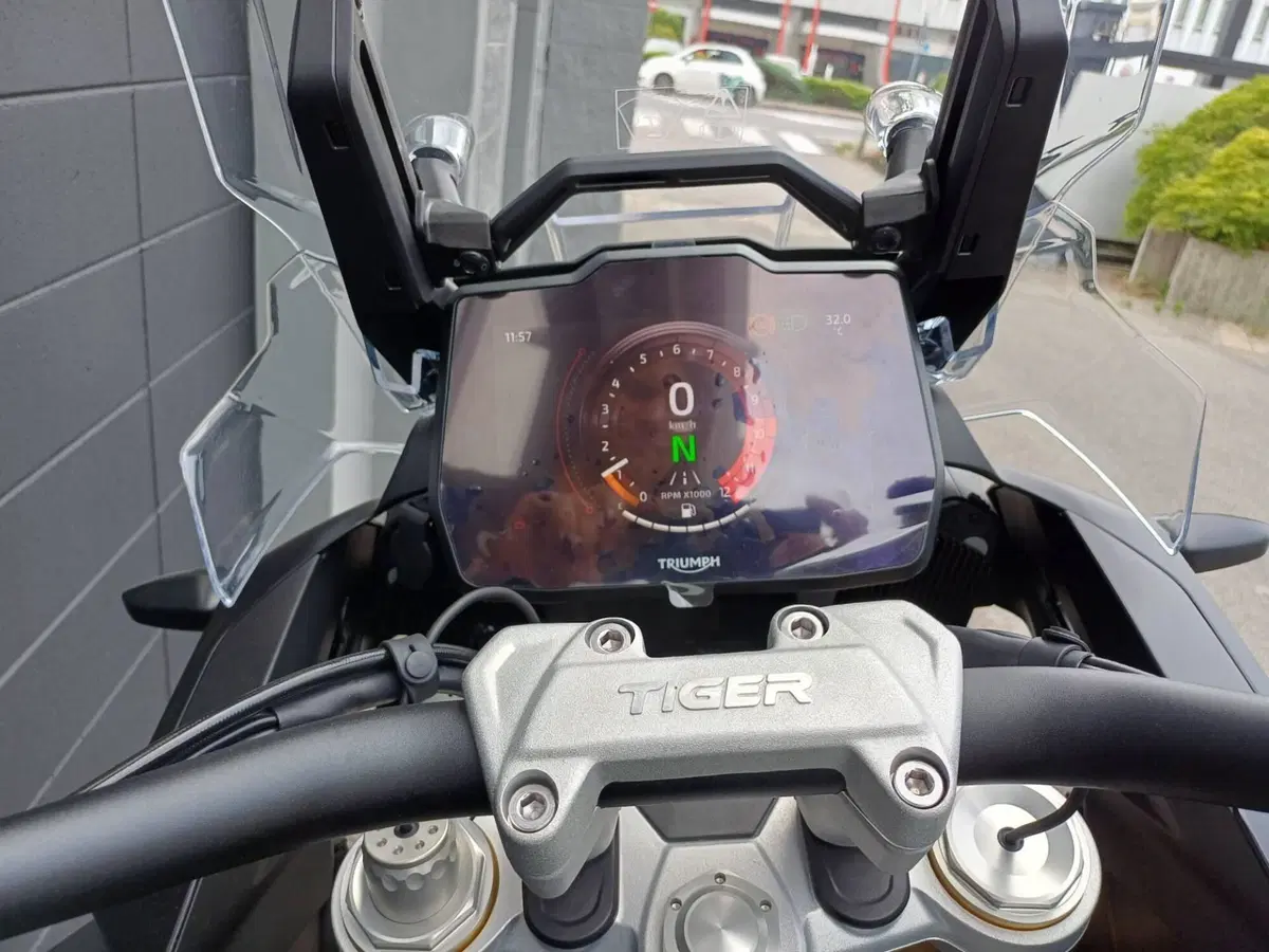 Triumph Tiger 1200 Rally Pro (2024 - 26) (10)