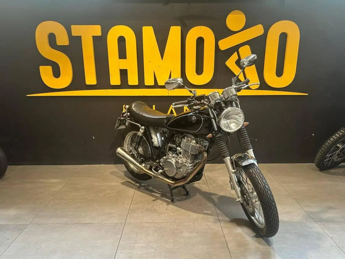 Yamaha SR 400 (2013 - 17) (2)