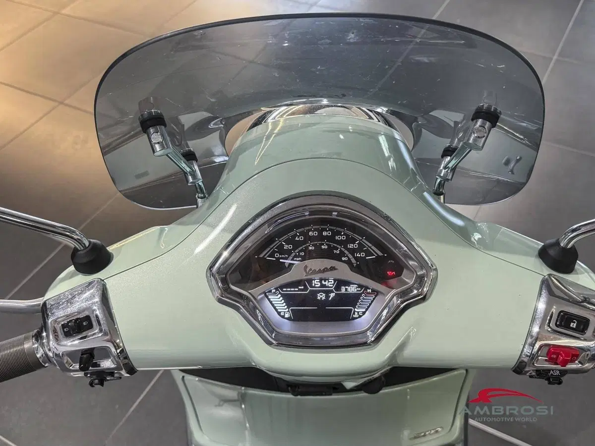 Vespa GTS 310 (2025 - 26) (5)