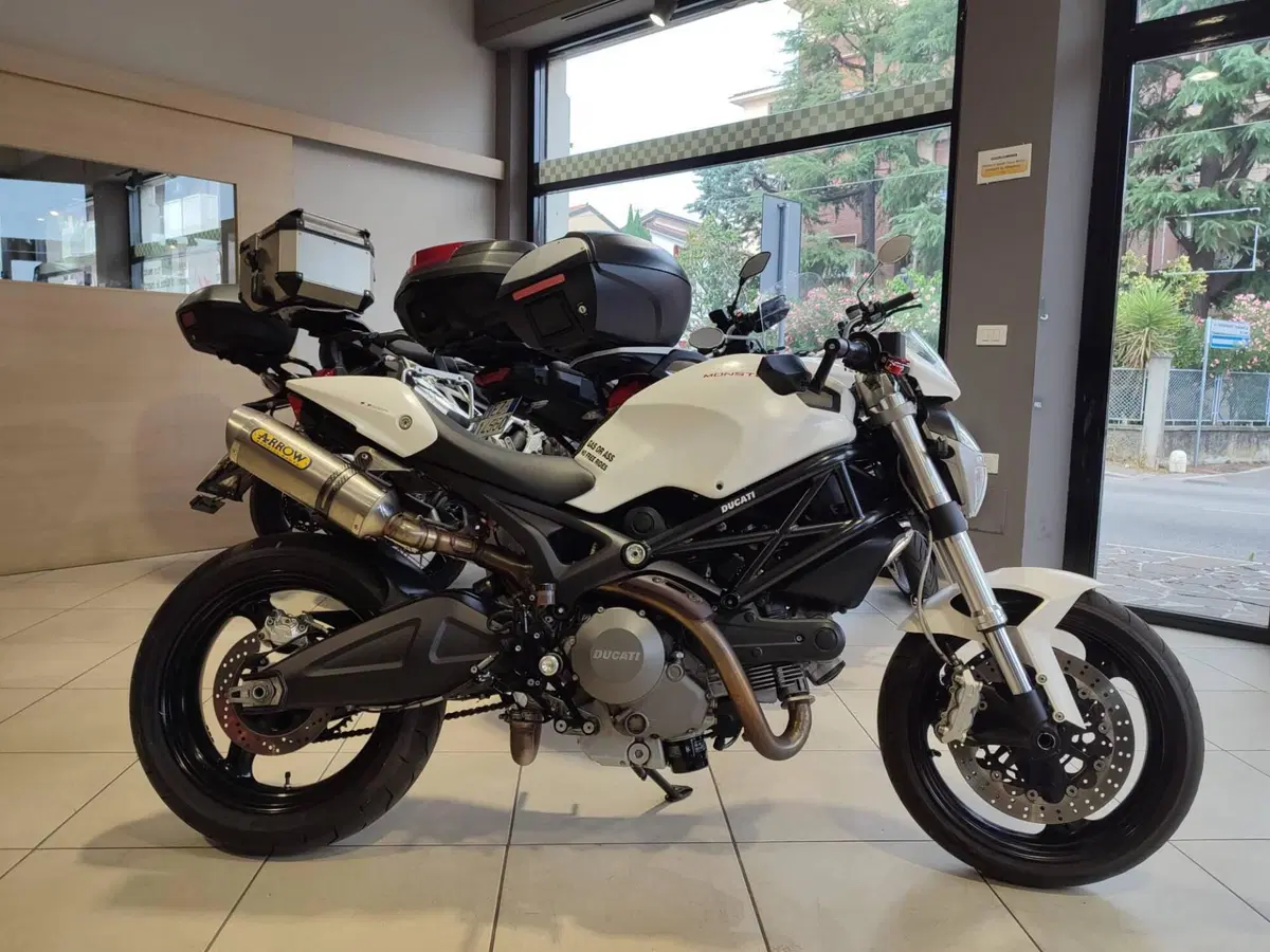 Ducati Monster 696 (2008 - 13)