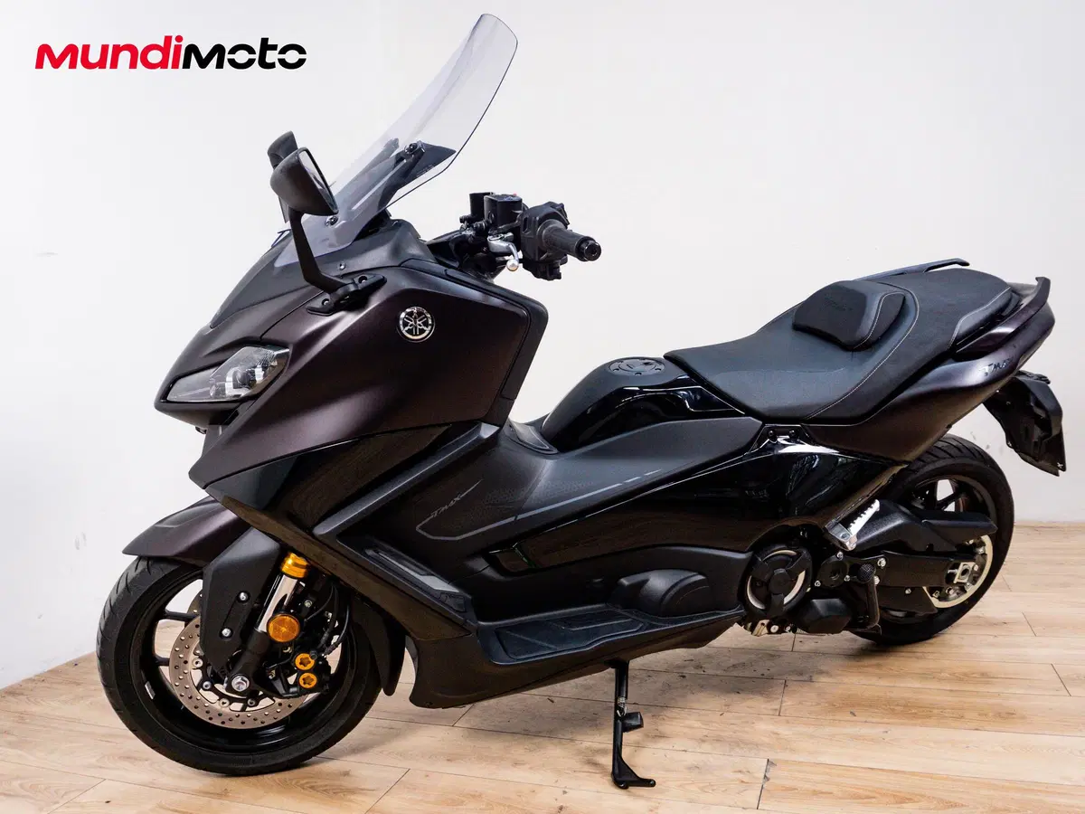 Yamaha T-Max 560 Tech Max (2025 - 26) (8)