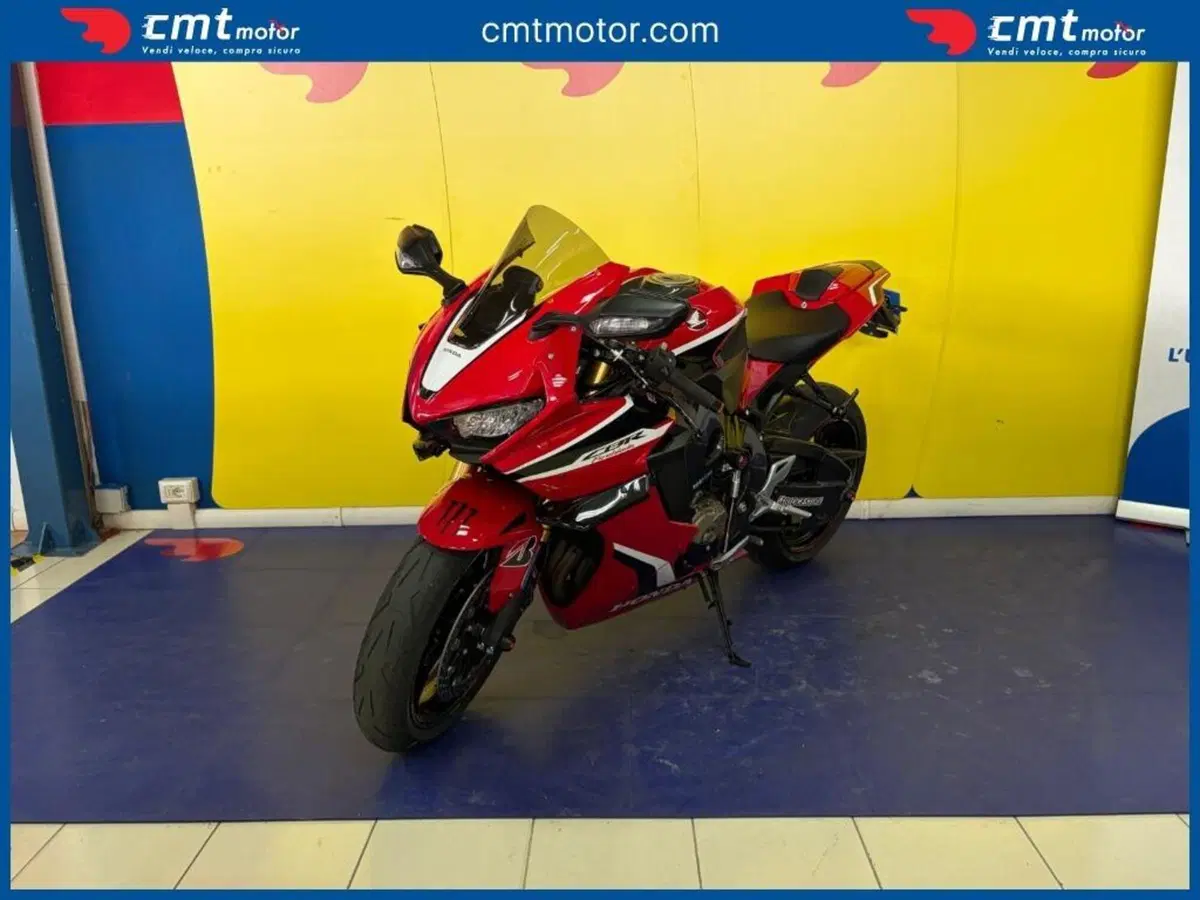 Honda CBR 1000 RR Fireblade (2017 - 19) (2)