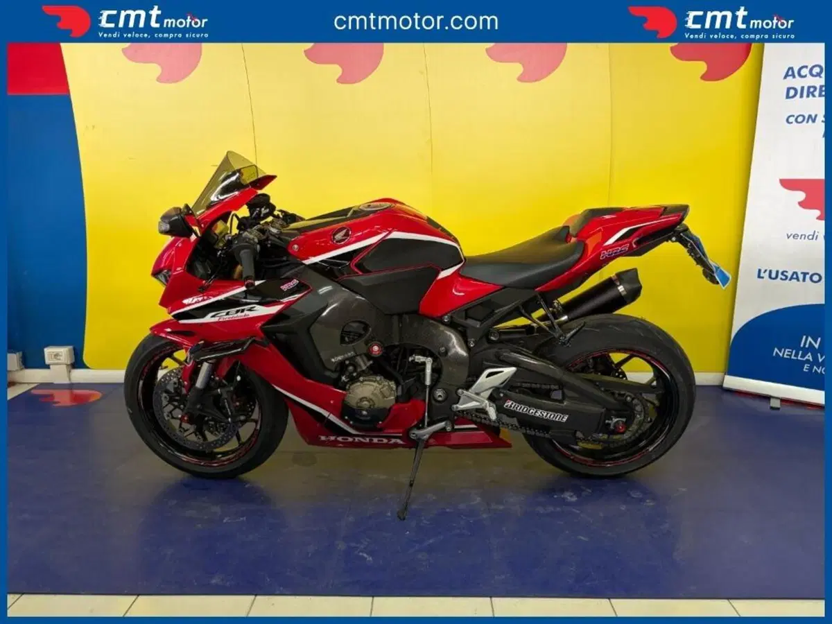 Honda CBR 1000 RR Fireblade (2017 - 19) (3)