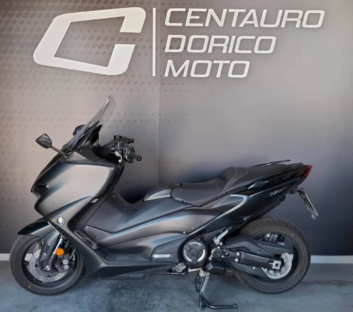 Yamaha T-Max 560 (2020 - 21) (2)