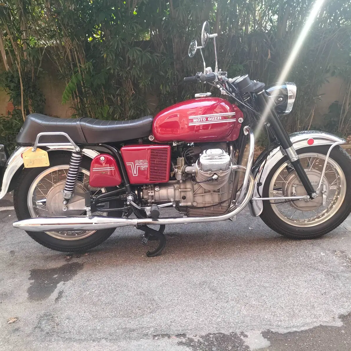 Moto Guzzi 850 GT