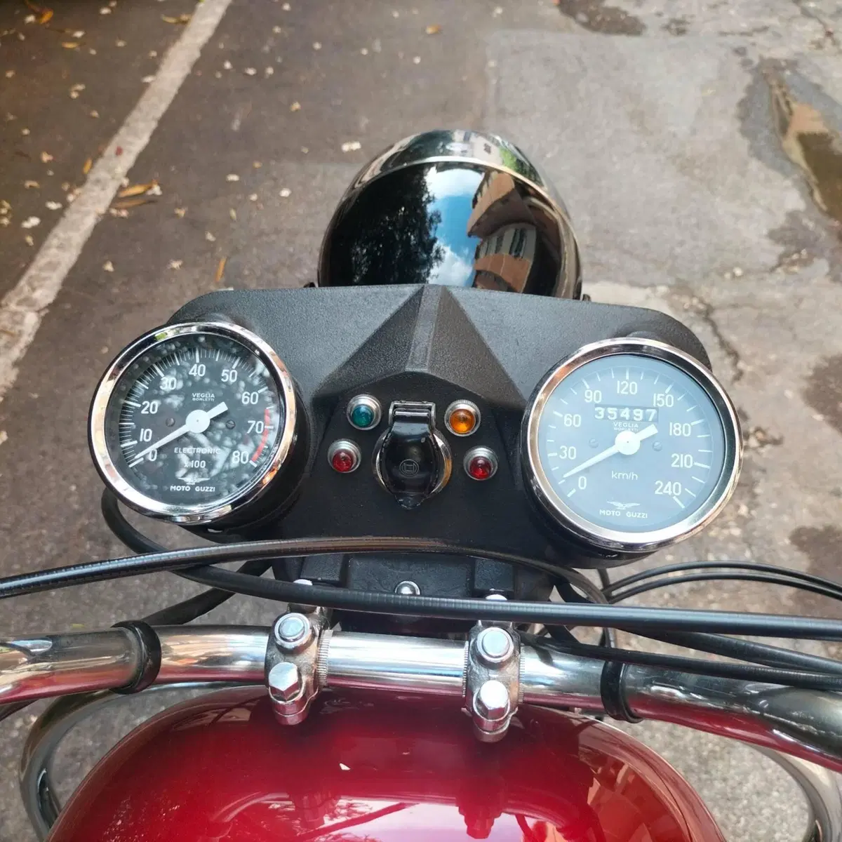 Moto Guzzi 850 GT (7)
