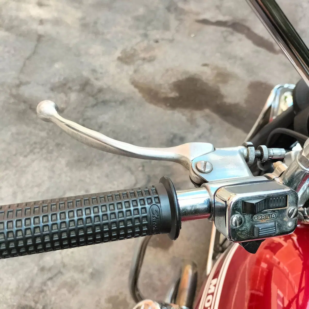 Moto Guzzi 850 GT (12)