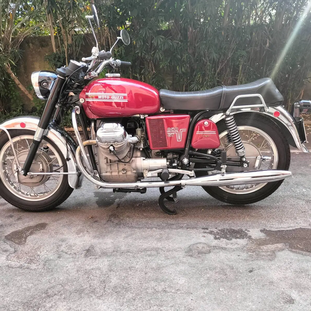 Moto Guzzi 850 GT (13)