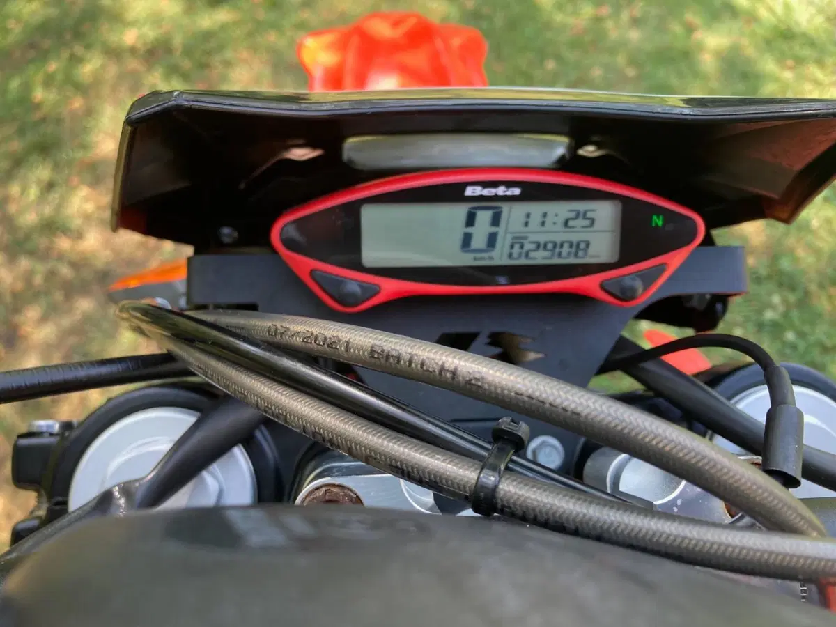 Betamotor RR 125 4T Enduro R (2024 - 26) (4)