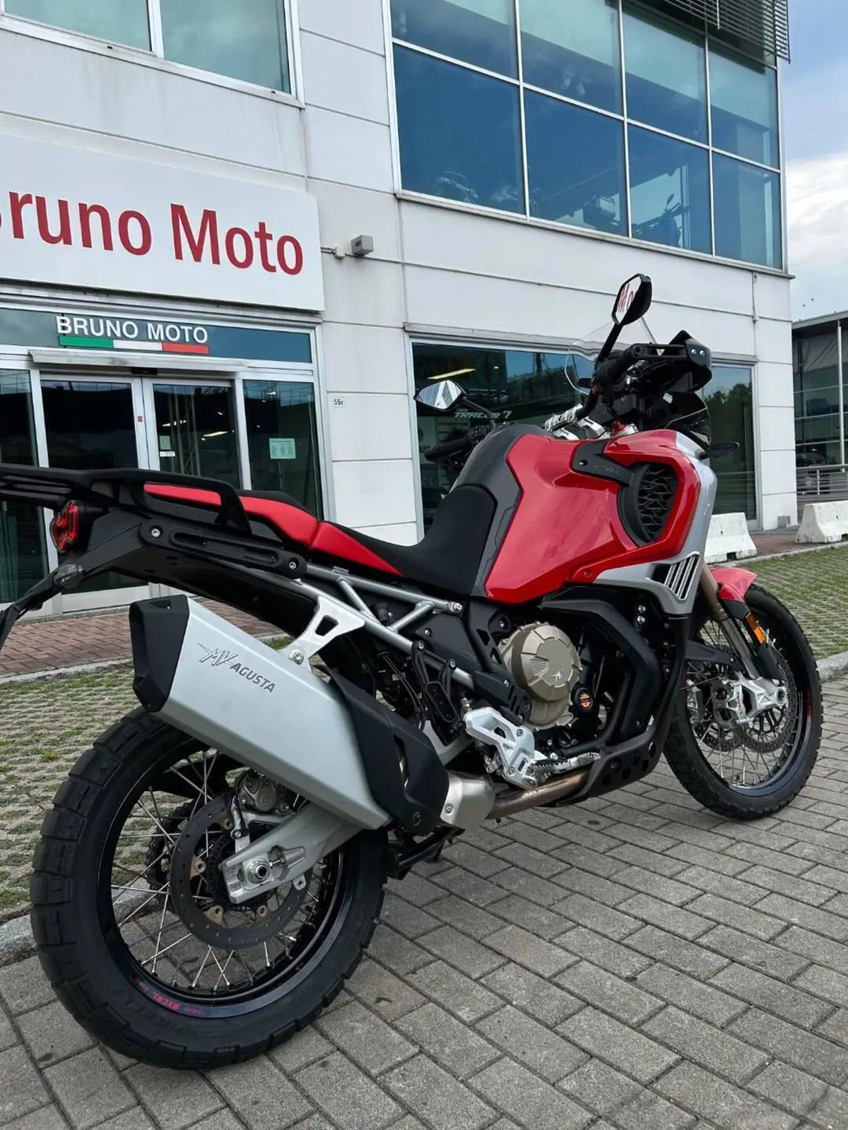 MV Agusta LXP Enduro Veloce (2024 - 25) (4)