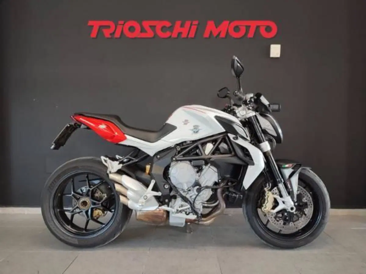 MV Agusta Brutale 800 EAS (2015)