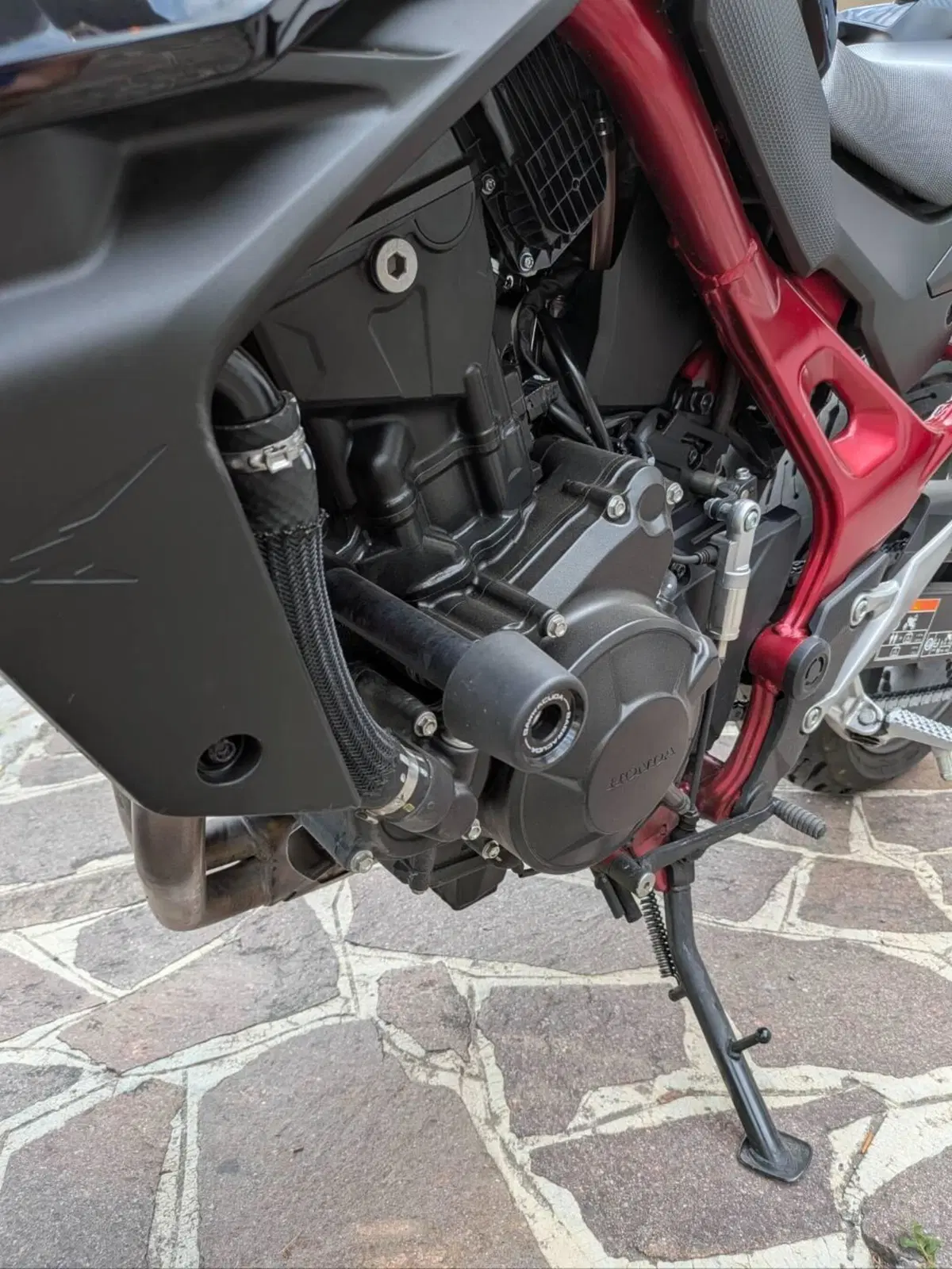 Honda CB 750 Hornet (2023 - 24) (3)