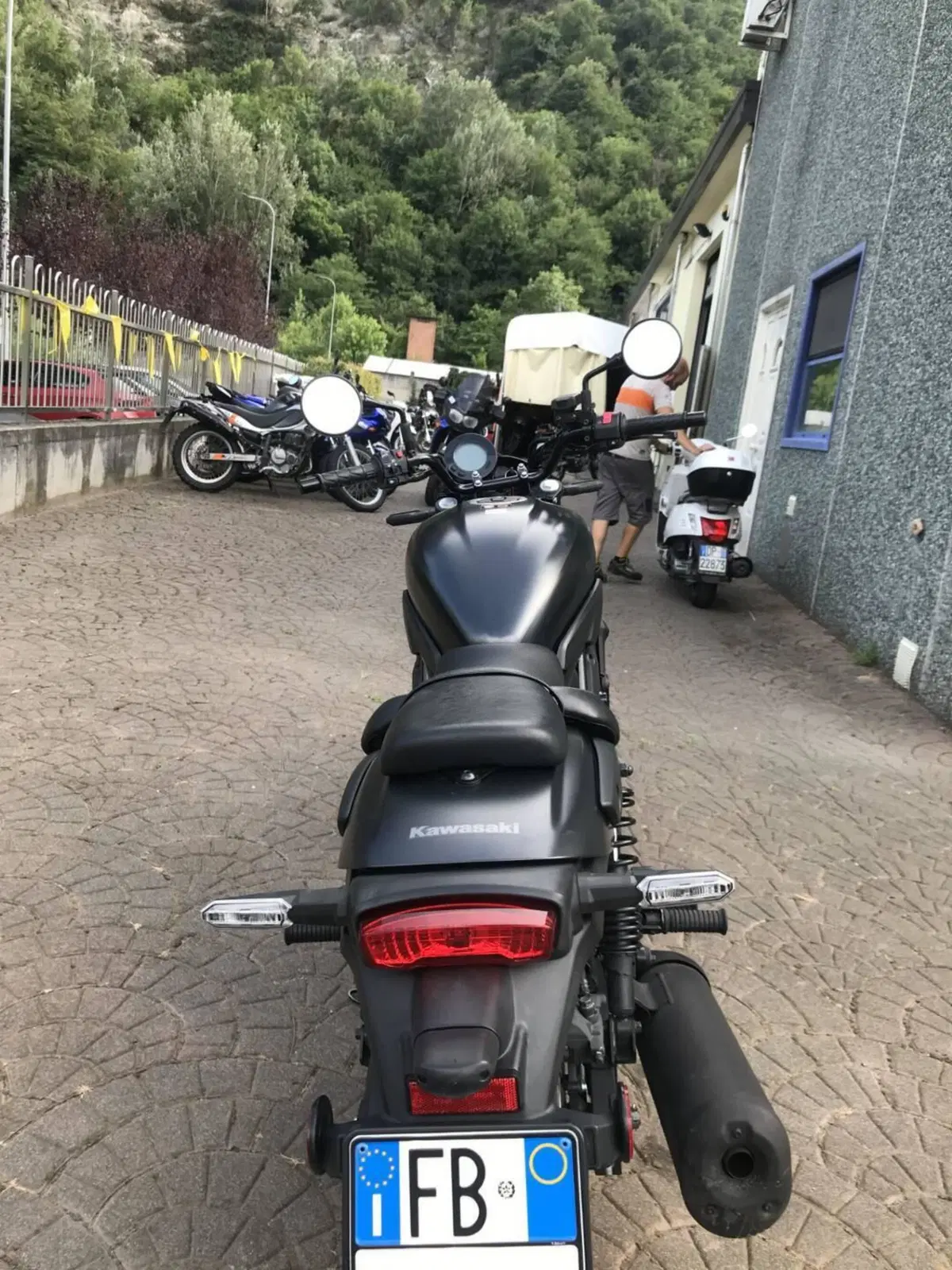 Kawasaki Eliminator 500 SE (2024 - 26) (2)