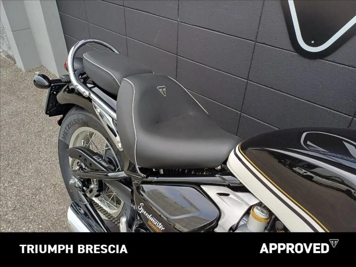 Triumph Bonneville Speedmaster 1200 (2026) (7)