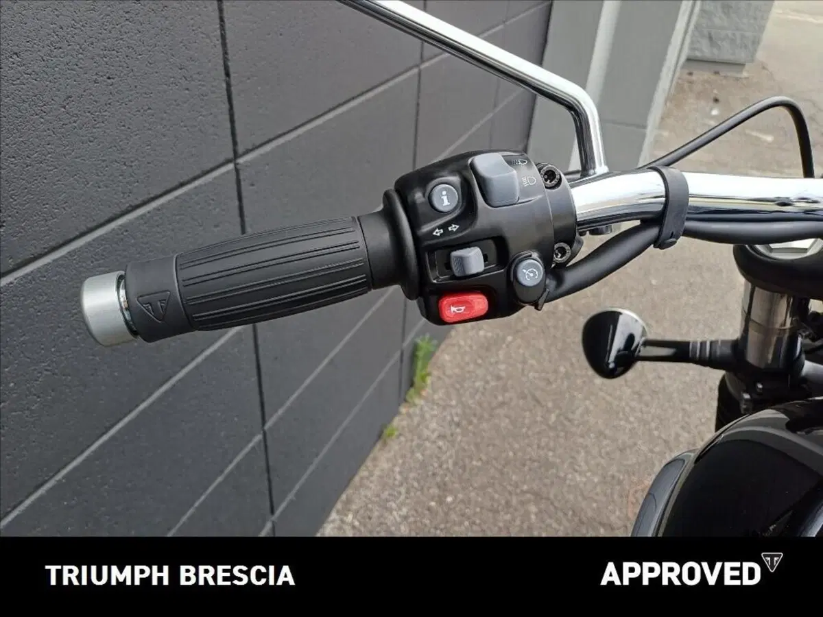 Triumph Bonneville Speedmaster 1200 (2026) (10)
