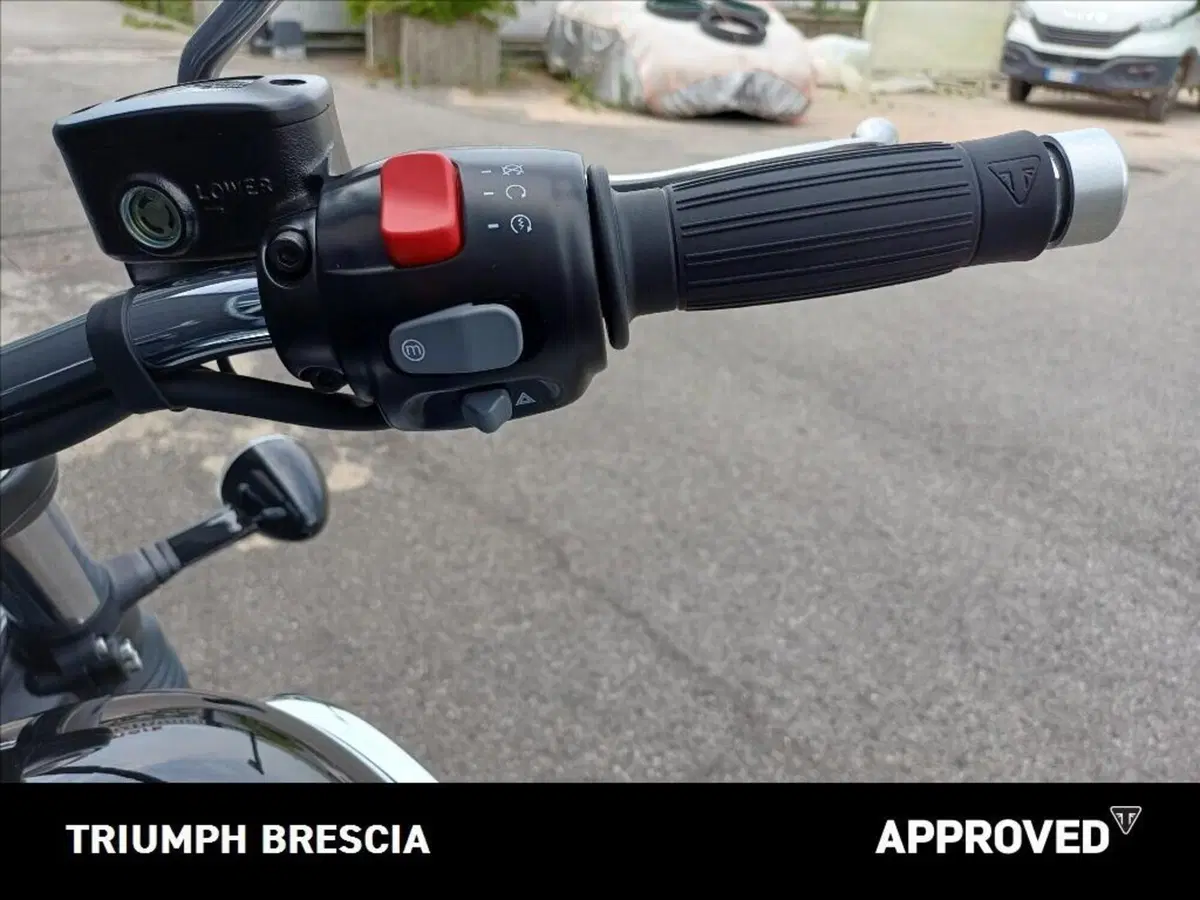 Triumph Bonneville Speedmaster 1200 (2026) (11)