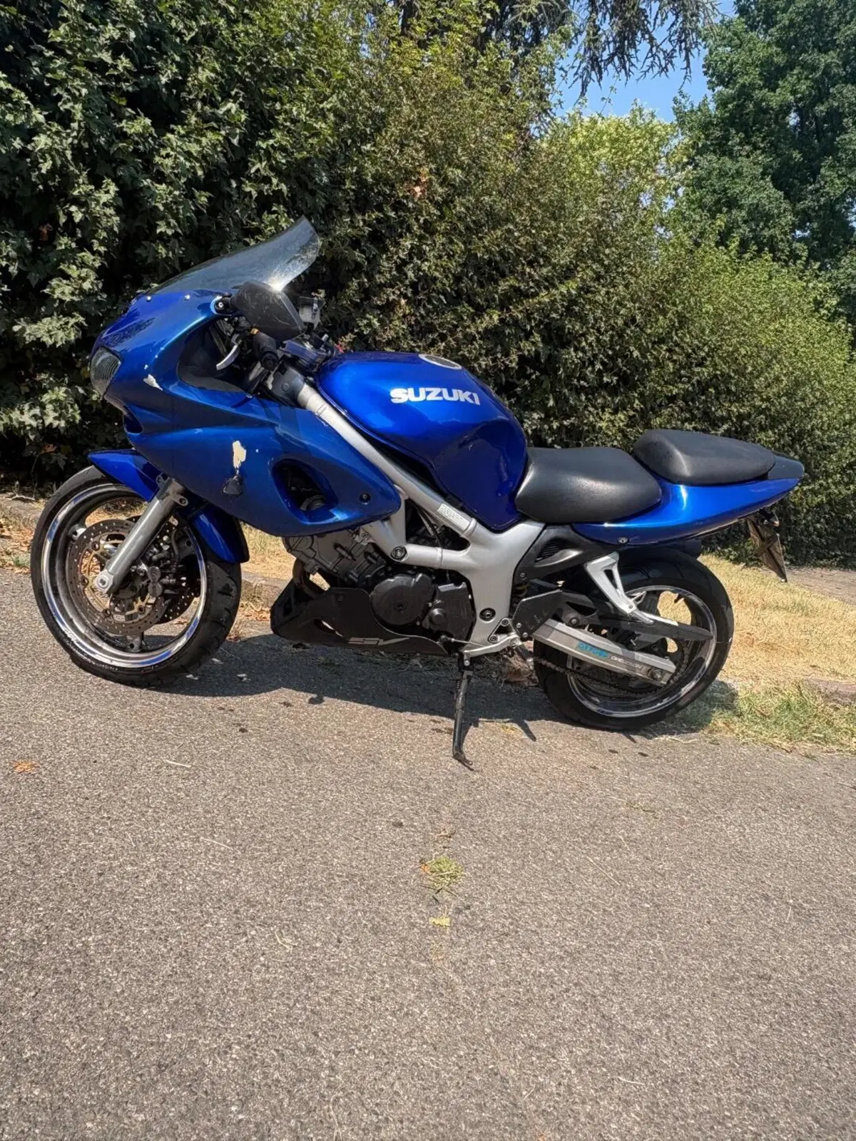 Suzuki SV 650 S (1999 - 02) (2)
