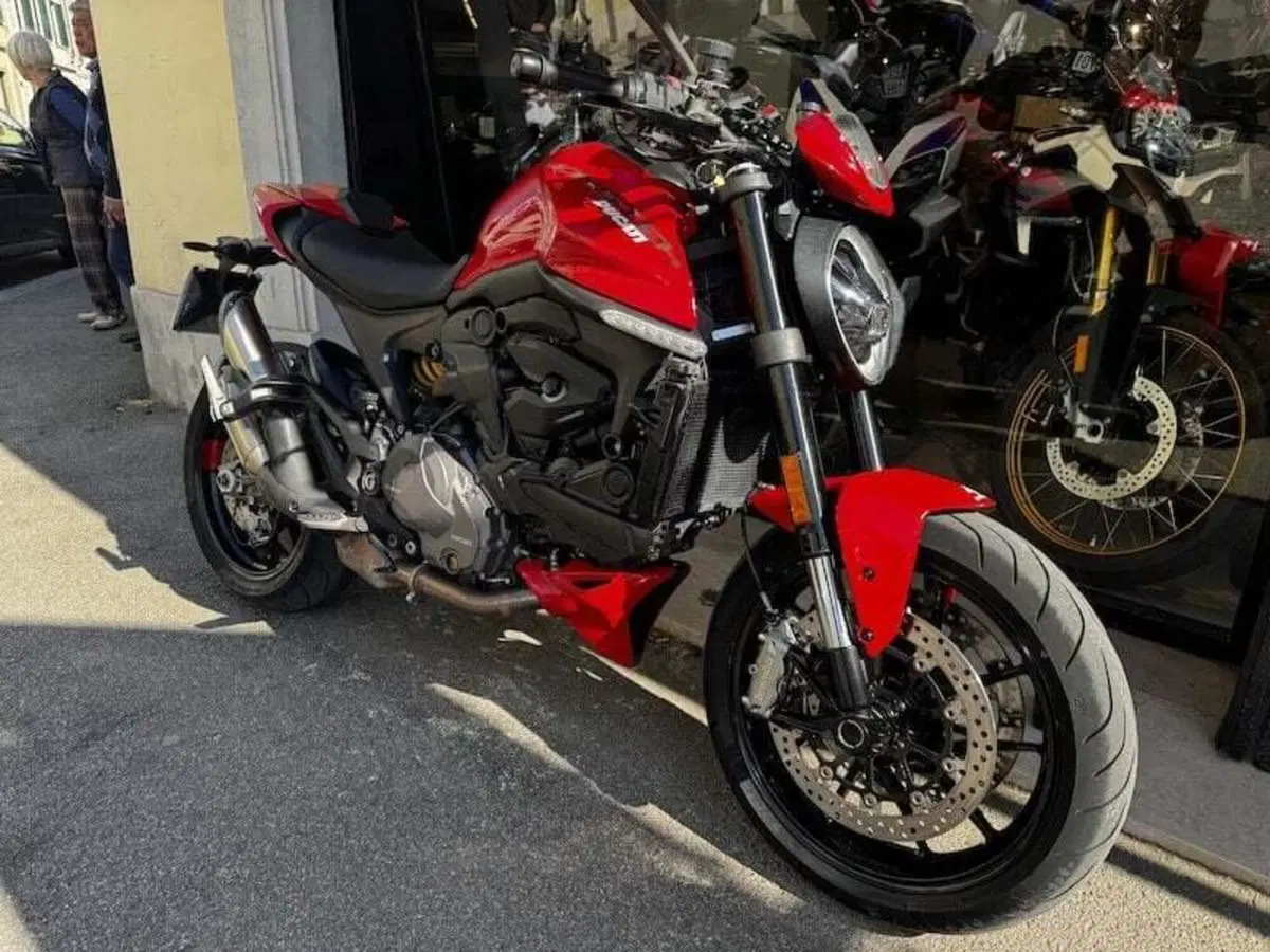Ducati Monster 937 + (2021 - 25) (13)