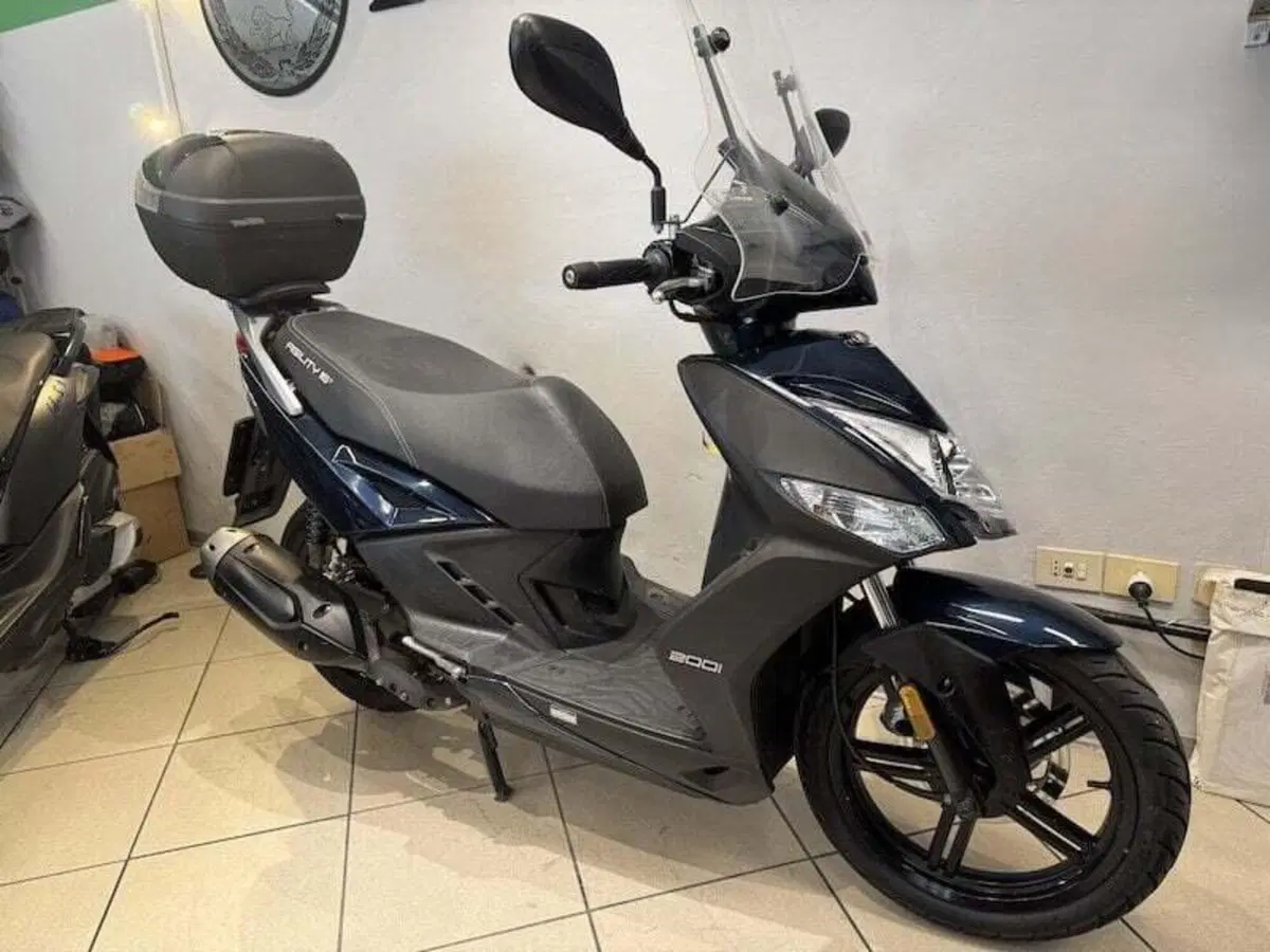 Kymco Agility 200i R16 + (2021 - 25) (10)
