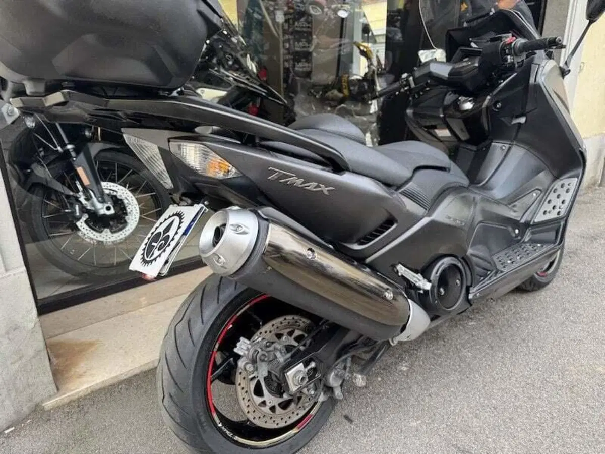 Yamaha T-Max 530 ABS (2015 - 17) (11)