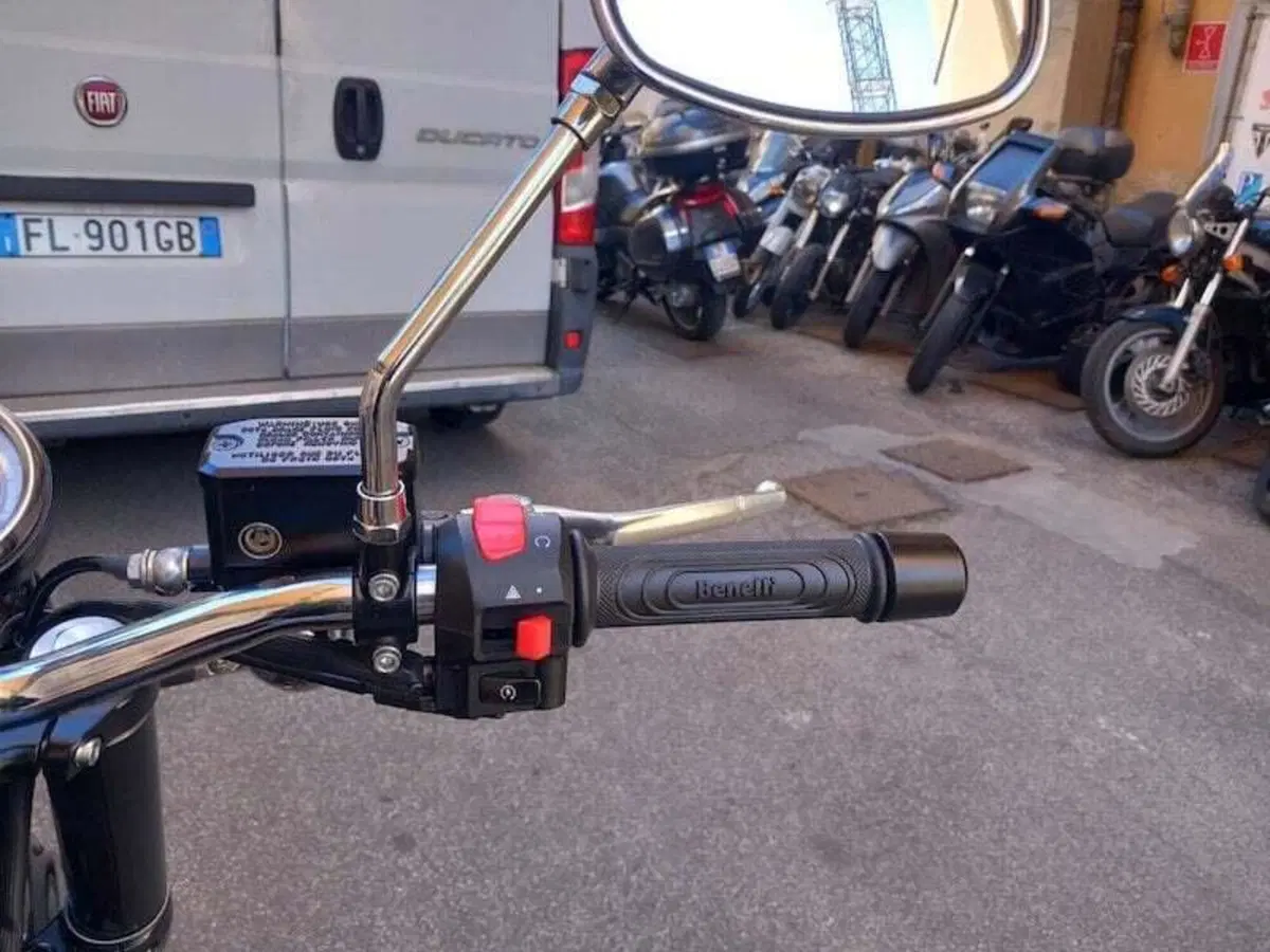 Benelli Imperiale 400 (2021 - 25) (14)