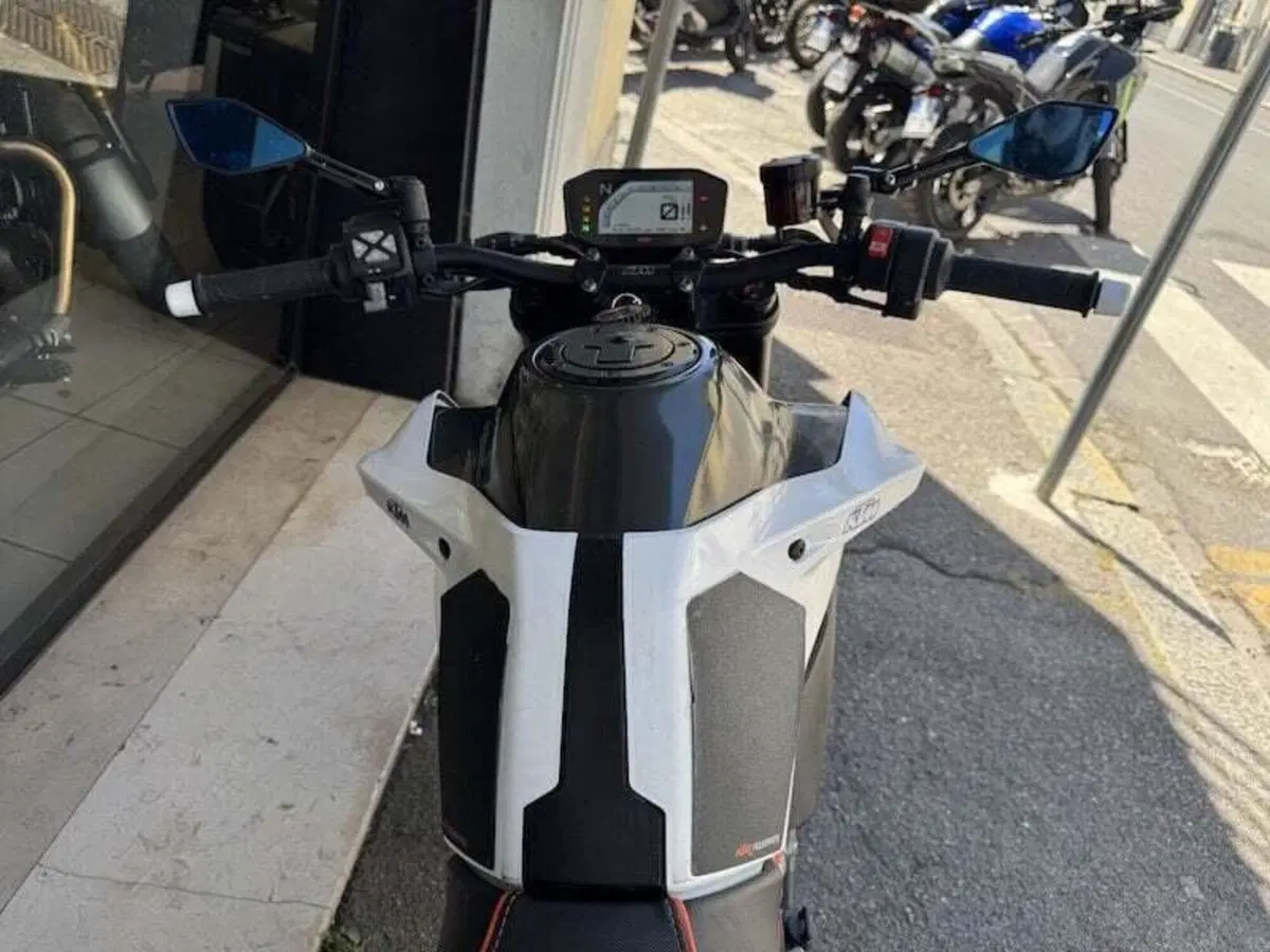 KTM 890 Duke (2021 - 23) (18)