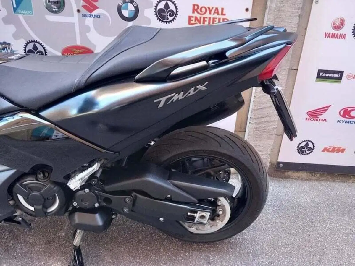 Yamaha T-Max 530 SX (2017 - 19) (16)