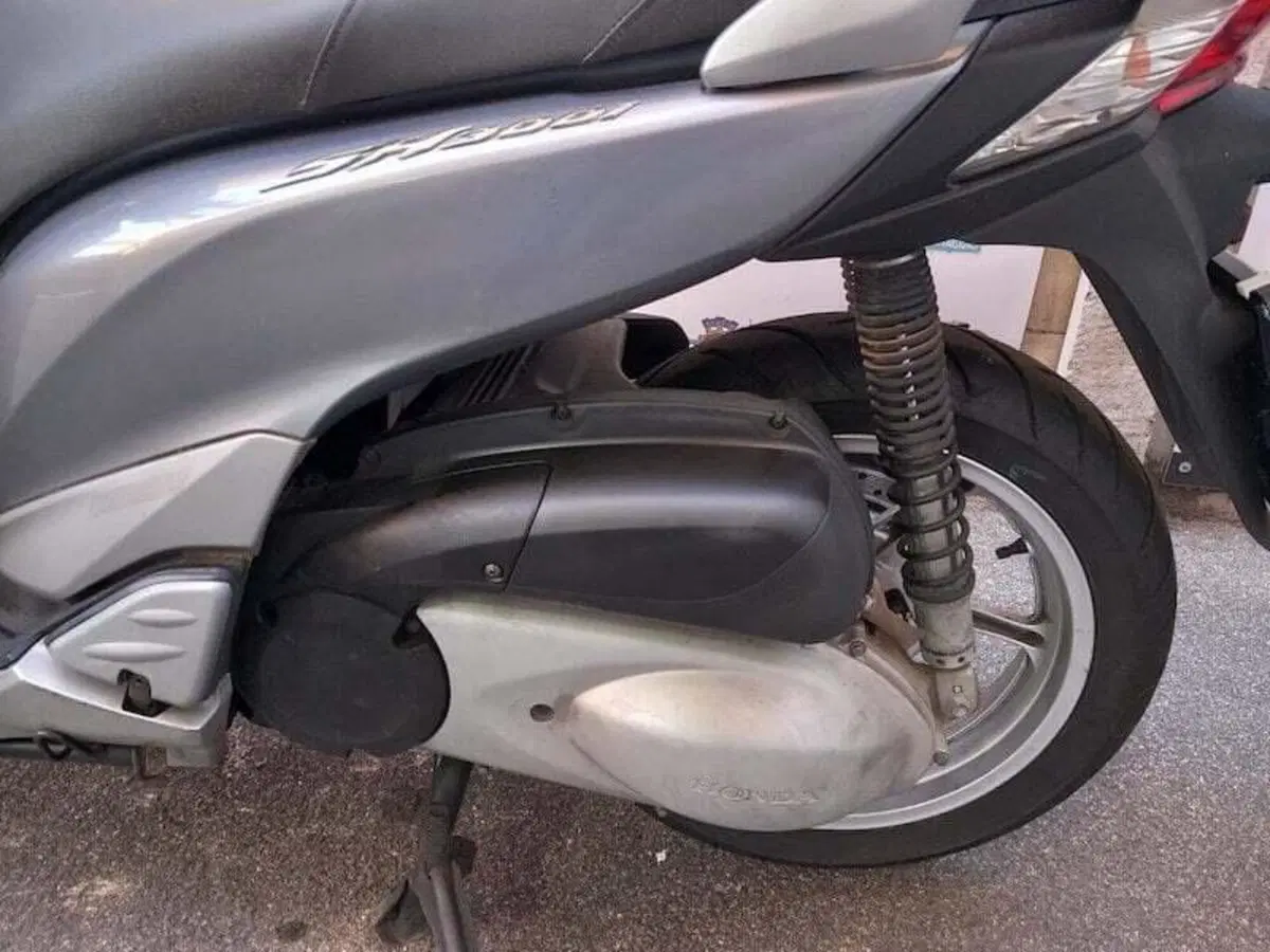 Honda SH 300 i ABS (2013 - 14) (19)