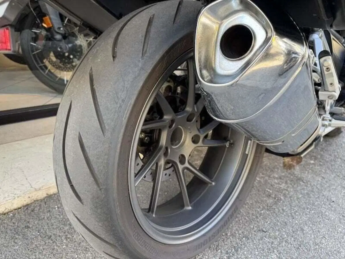 Bmw R 1200 R (2015 - 16) (2)