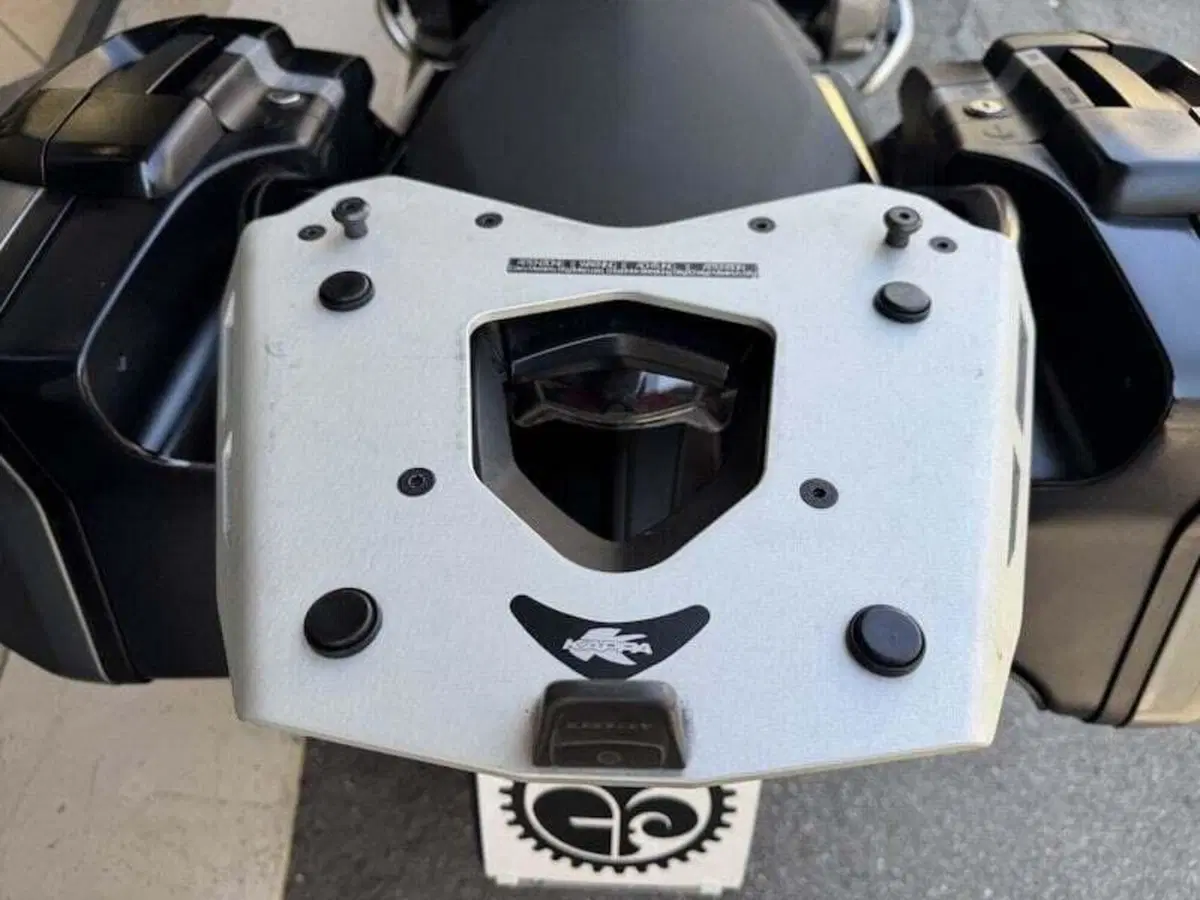 Bmw R 1200 R (2015 - 16) (19)