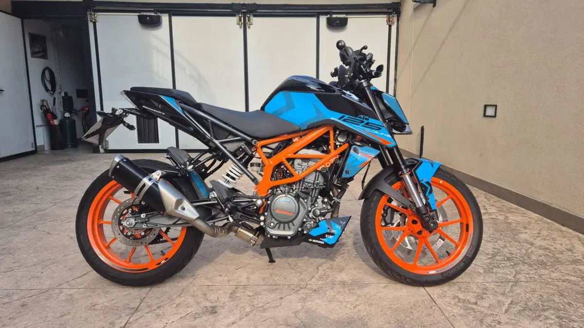 KTM 125 Duke (2021 - 23) (3)