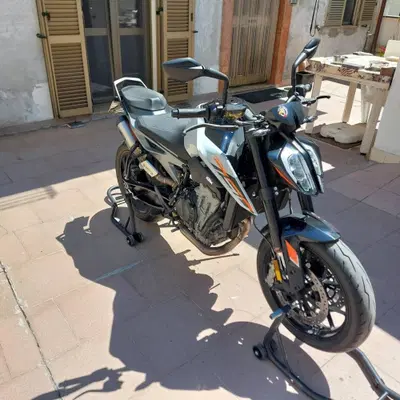 KTM 790 Duke L (2023 - 24) usata